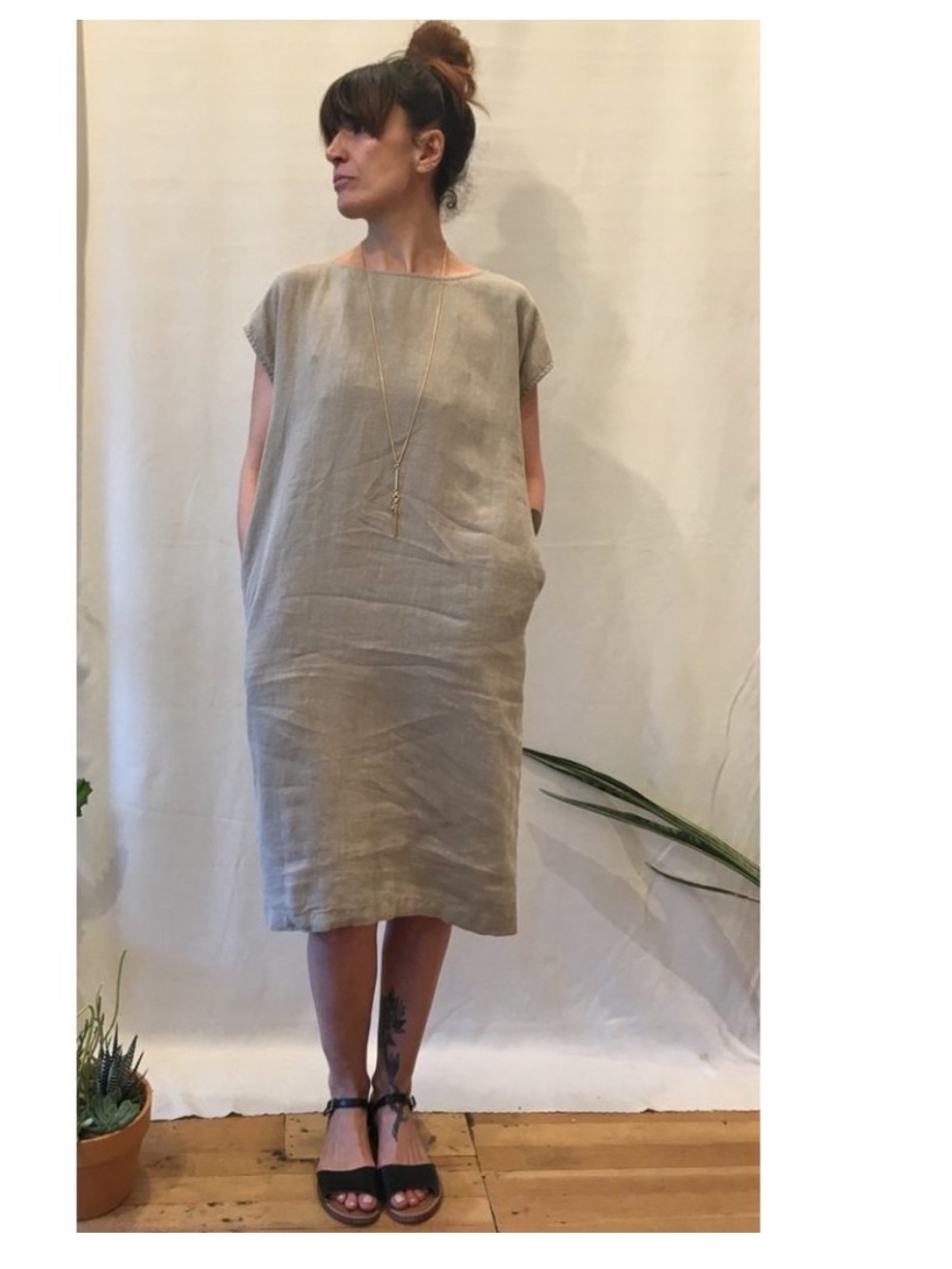 Black Crane 100% Linen Back Slit Open Midi Dress size S boho laggenlook chic